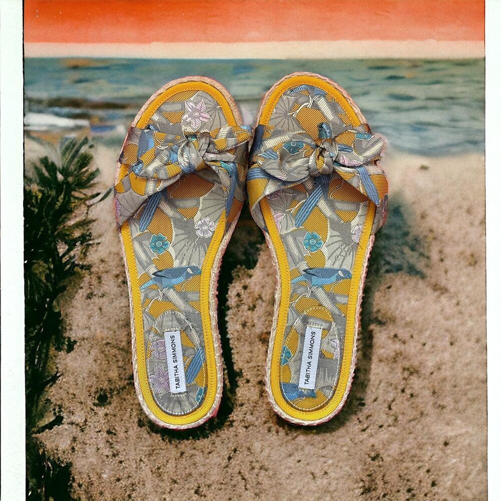 Tabitha simmons heli tropical print sandals